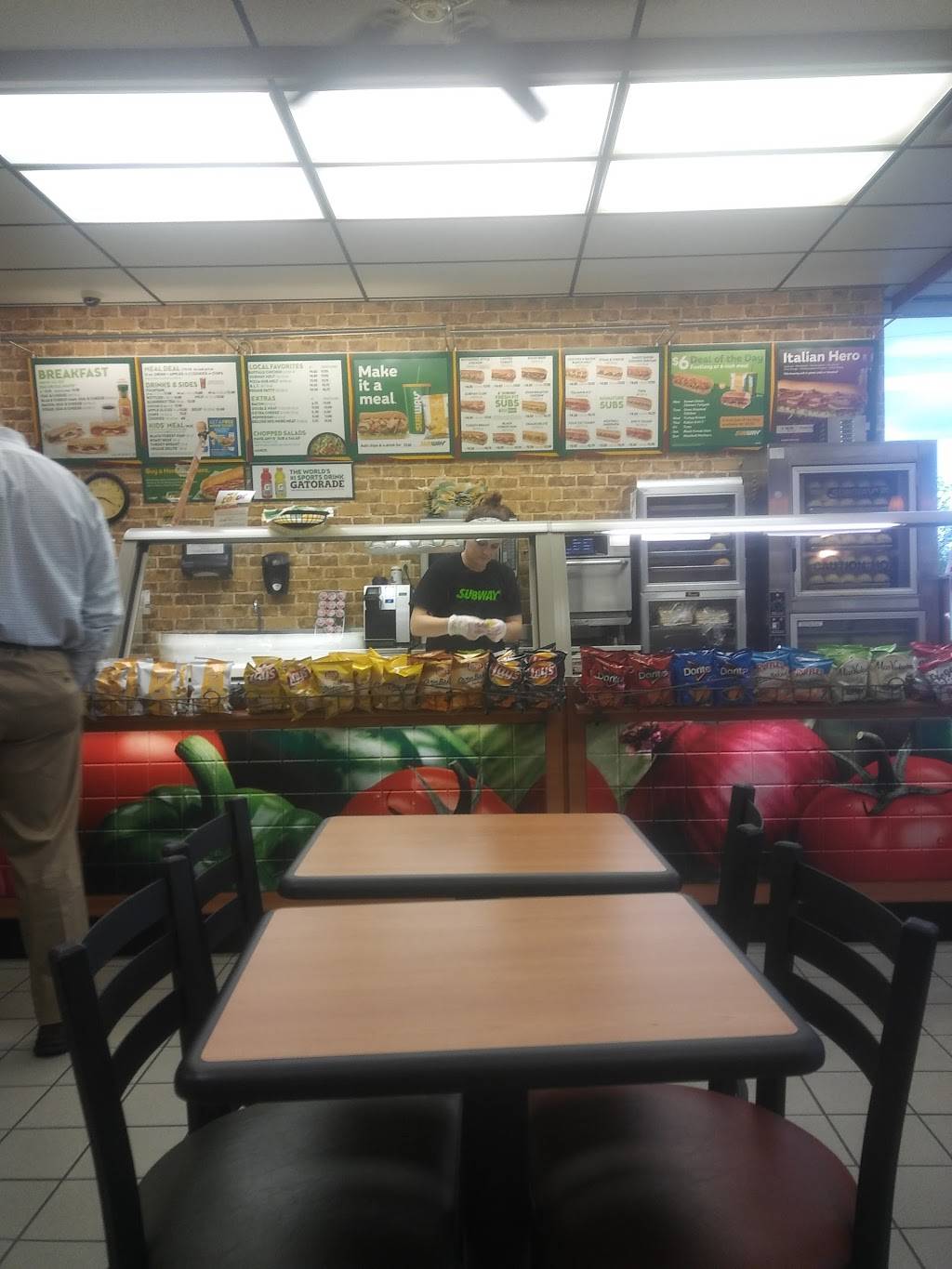 Subway | restaurant | 1705 Charlestown New Albany Pike Suite E, Jeffersonville, IN 47130, USA | 8122821121 OR +1 812-282-1121