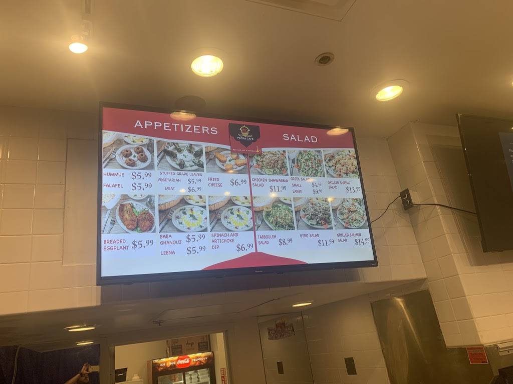 Petra Cafe | restaurant | 2600 Beach Blvd, Biloxi, MS 39531, USA | 2289677700 OR +1 228-967-7700