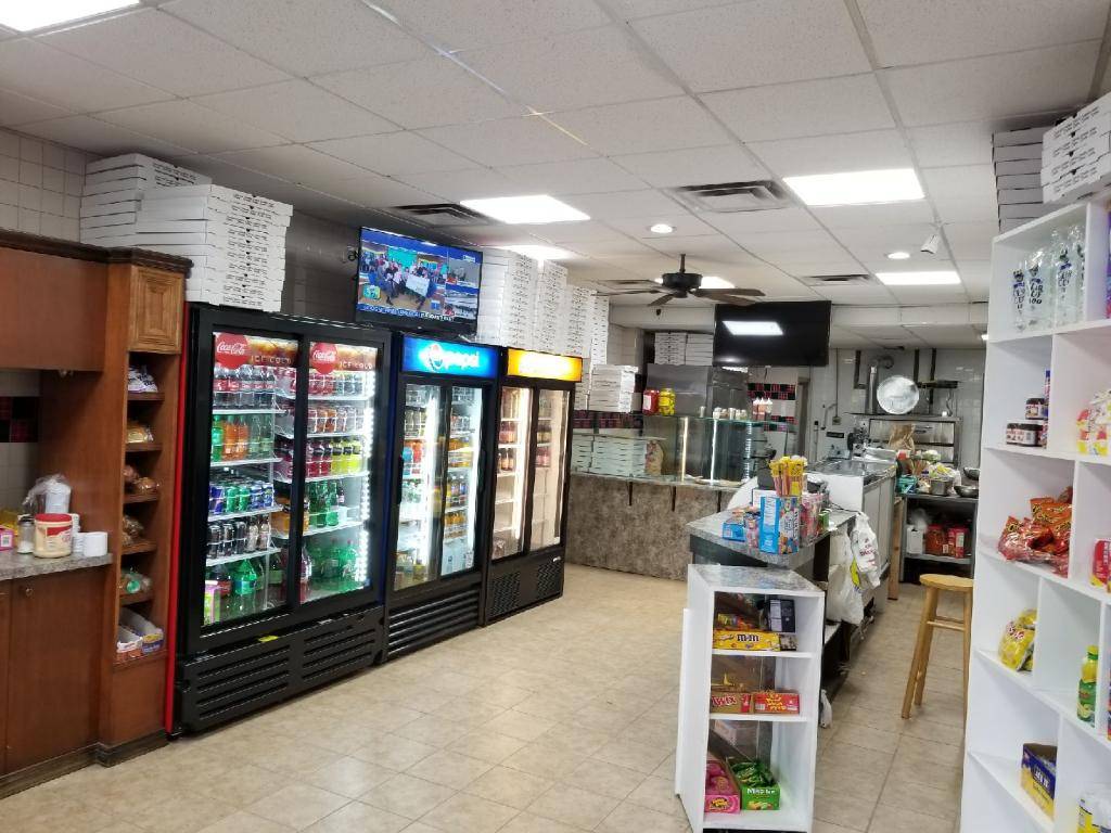 St. Mark’s Pizzeria & Deli. | restaurant | 420 West Side Ave, Jersey City, NJ 07304, USA | 2014086222 OR +1 201-408-6222