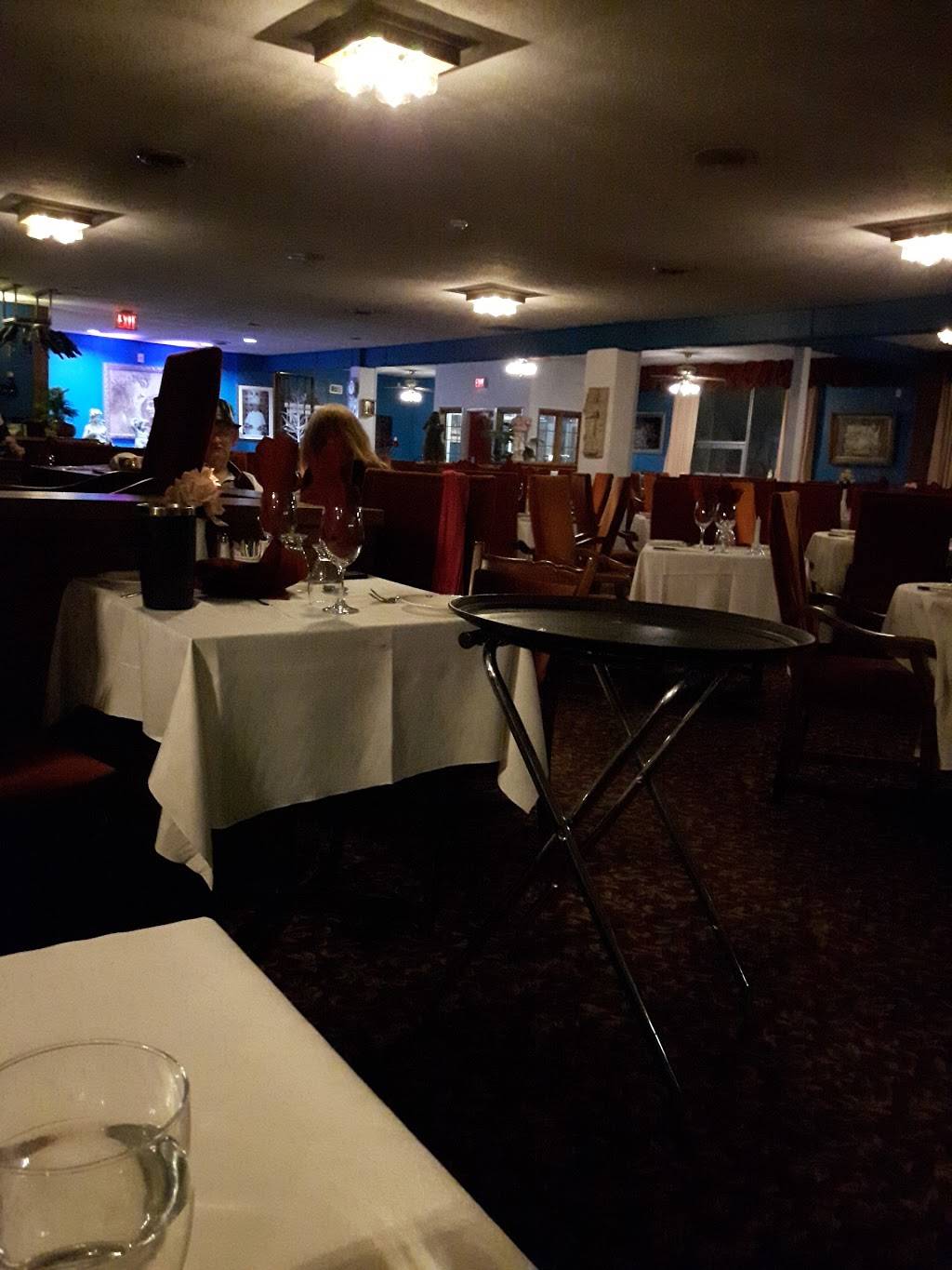 Villa Lucia Supper Club | restaurant | 3430 Carling Ave, Nepean, ON K2H 5B1, Canada | 6135961346 OR +1 613-596-1346