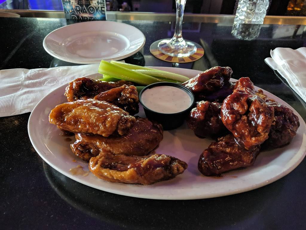 Majerles Sports Grill | restaurant | 13375 W McDowell Rd Ste. 101, Goodyear, AZ 85395, USA | 6232076999 OR +1 623-207-6999