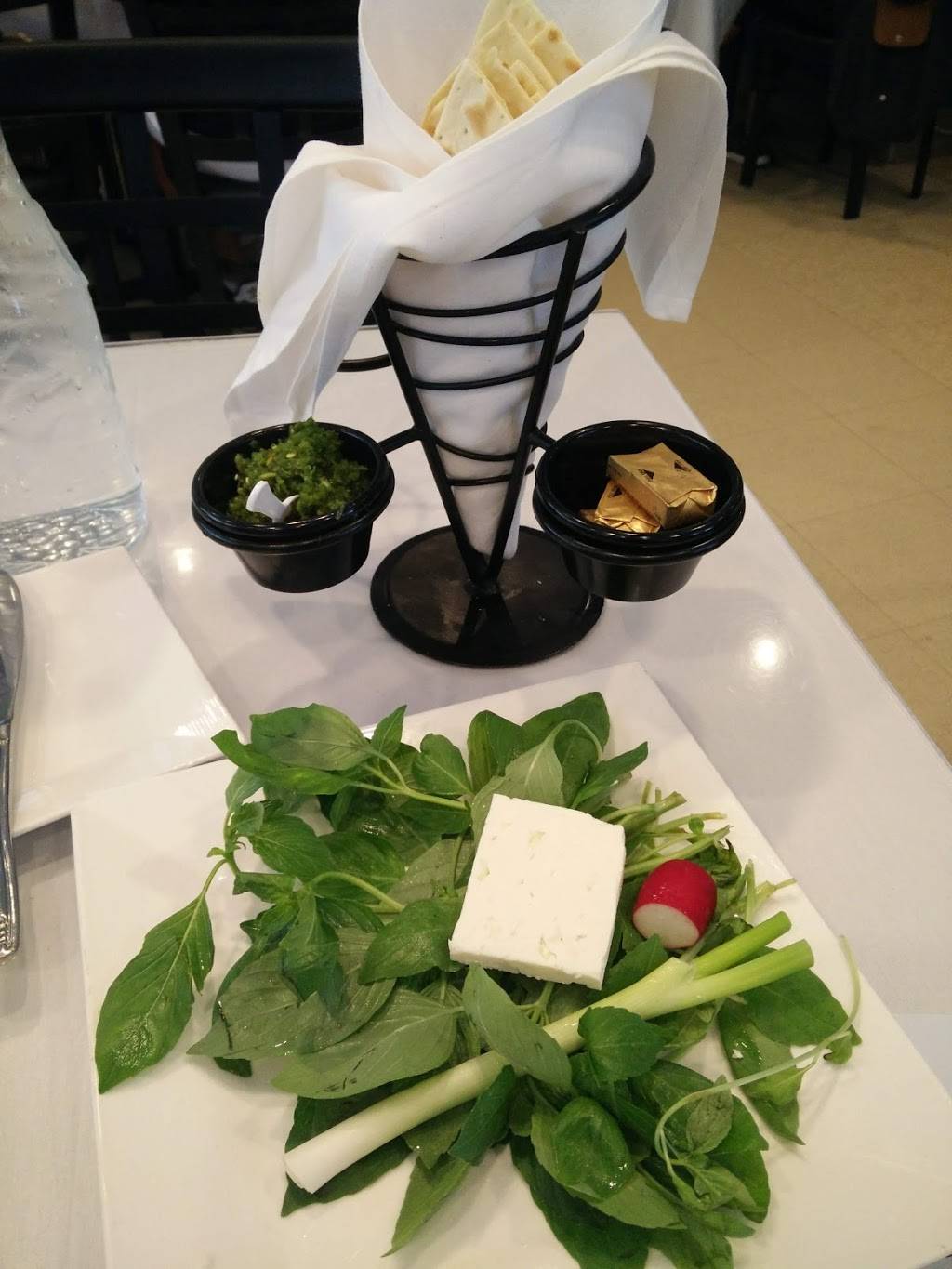 Shamshiry | restaurant | 8607 Westwood Center Dr, Vienna, VA 22182, USA | 7034488883 OR +1 703-448-8883