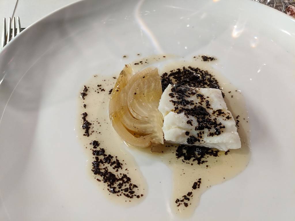 Stages at One Washington | restaurant | 1 Washington St Suite 325, Dover, NH 03820, USA | 6038424077 OR +1 603-842-4077