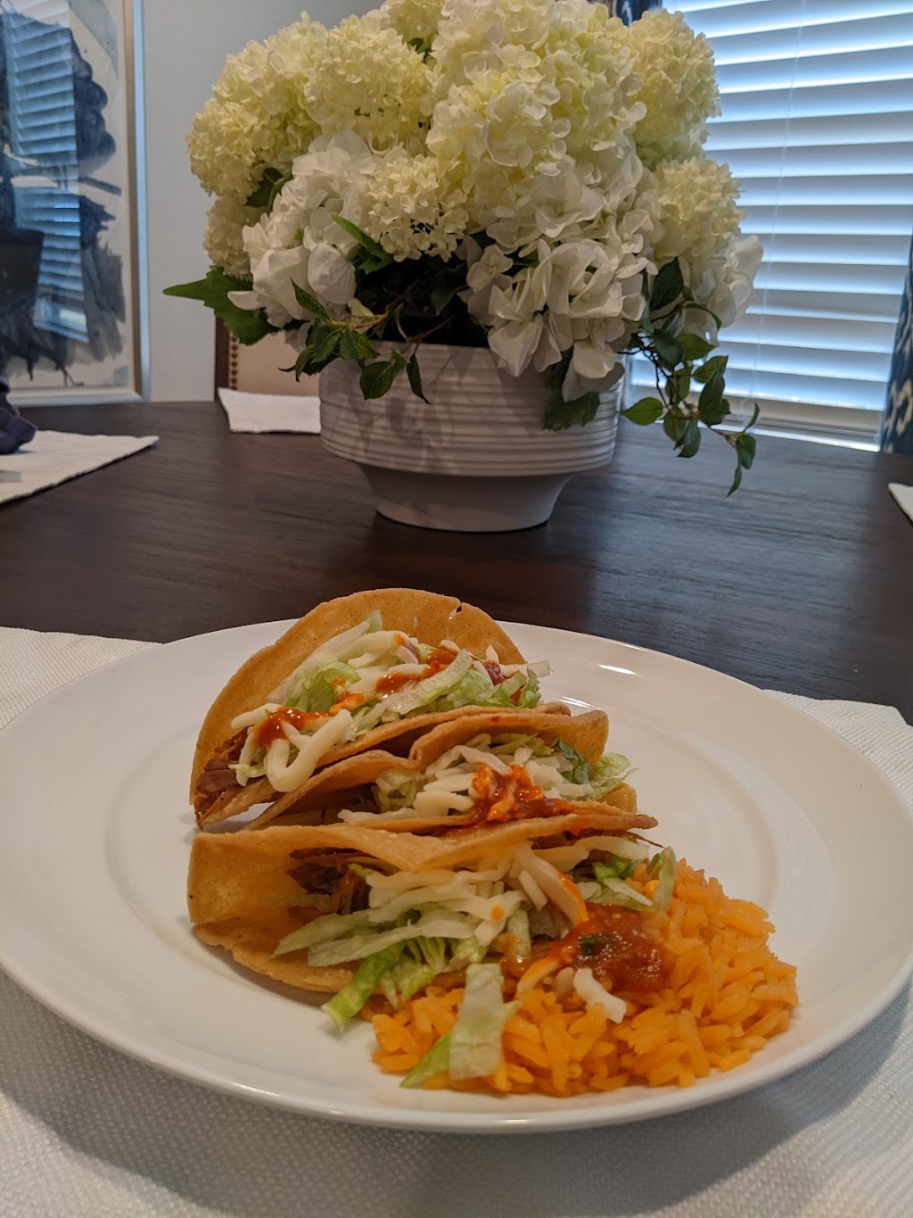 Laureles Catering | restaurant | 410 Rita Dr, Garland, TX 75042, USA | 2144897193 OR +1 214-489-7193