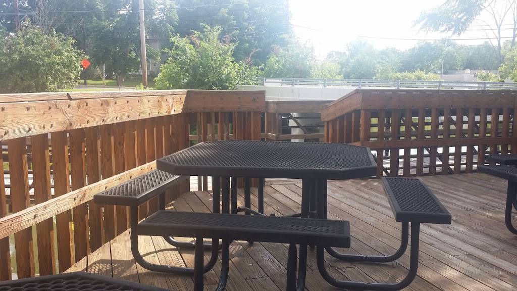 Subway | restaurant | 8094 Main St, Garrettsville, OH 44231, USA | 3305274401 OR +1 330-527-4401