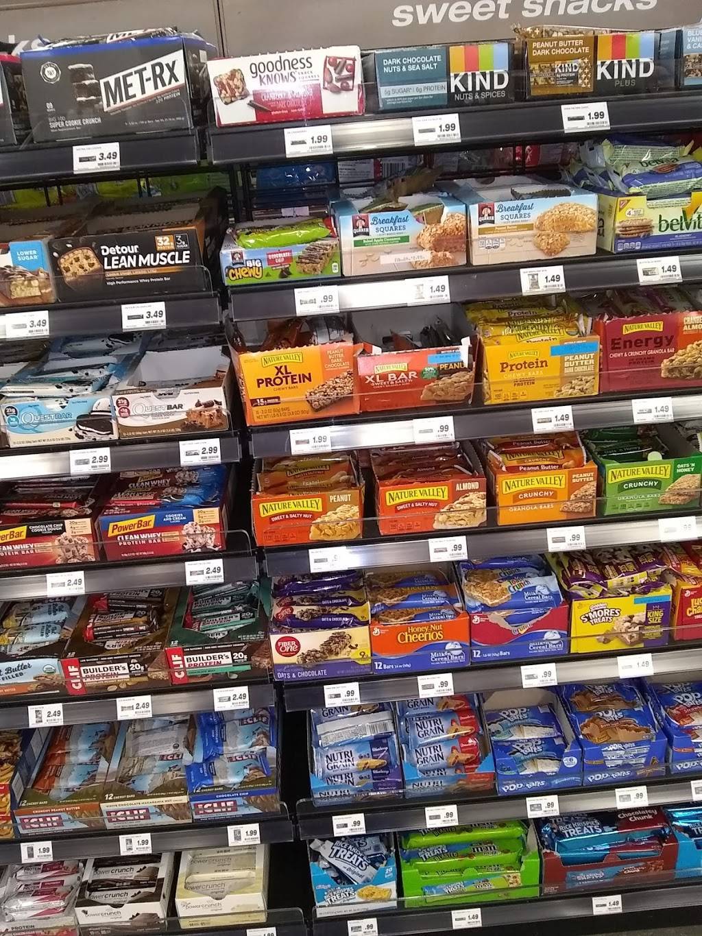 Thorntons | bakery | 11 US Hwy 12, Fox Lake, IL 60020, USA | 8475870554 OR +1 847-587-0554