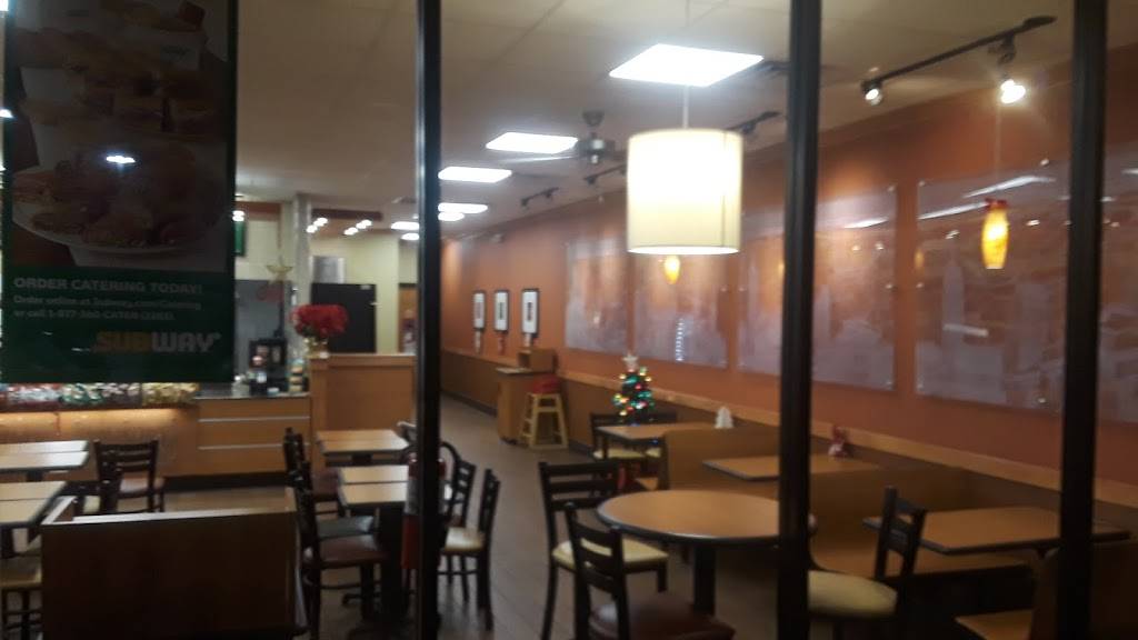 Subway | restaurant | 2920 US-27, Sebring, FL 33870, USA | 8633851666 OR +1 863-385-1666