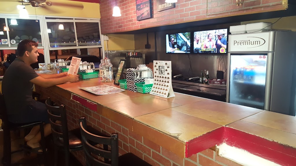 Wing Masters | restaurant | 934 Truman Ave, Key West, FL 33040, USA | 3052930750 OR +1 305-293-0750