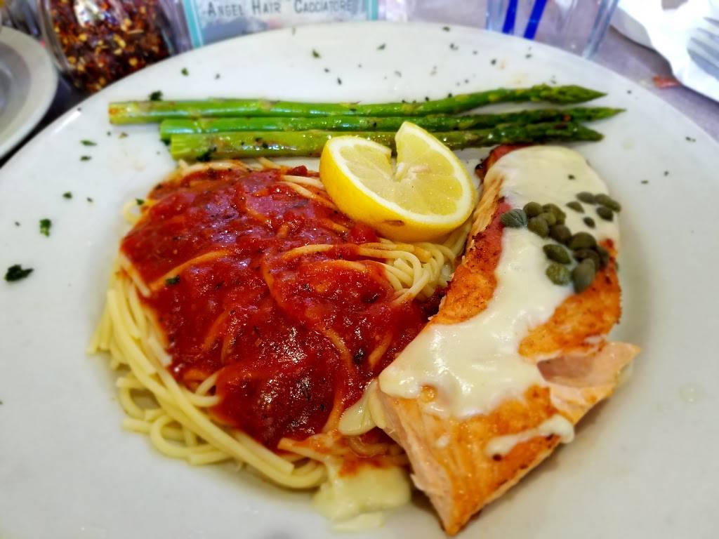 Strings Italian Cafe | restaurant | 2601 Oakdale Rd, Modesto, CA 95355, USA | 2095789777 OR +1 209-578-9777