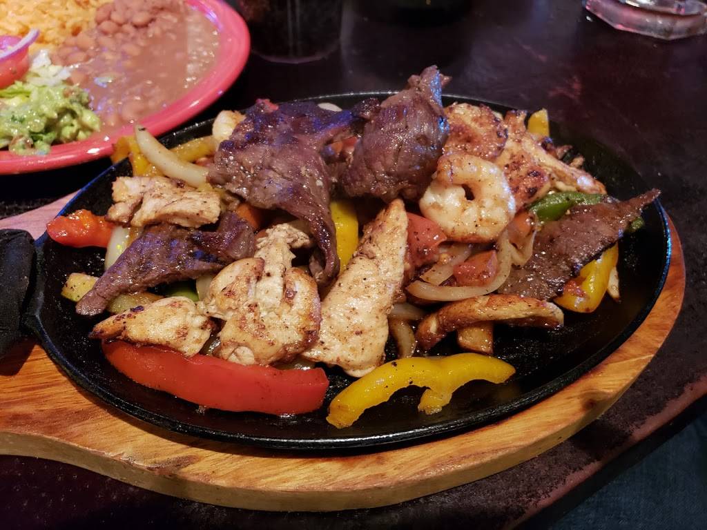 El Michoacano Restaurant | restaurant | 6966 Chestnut St, Gilroy, CA 95020, USA | 4088425877 OR +1 408-842-5877