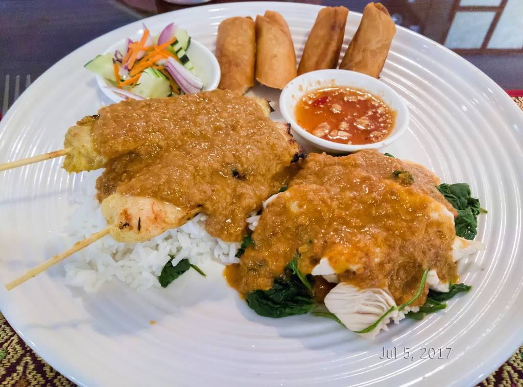 Jhanthong Banbua | restaurant | 2400 Mendocino Ave, Santa Rosa, CA 95403, USA | 7075288048 OR +1 707-528-8048