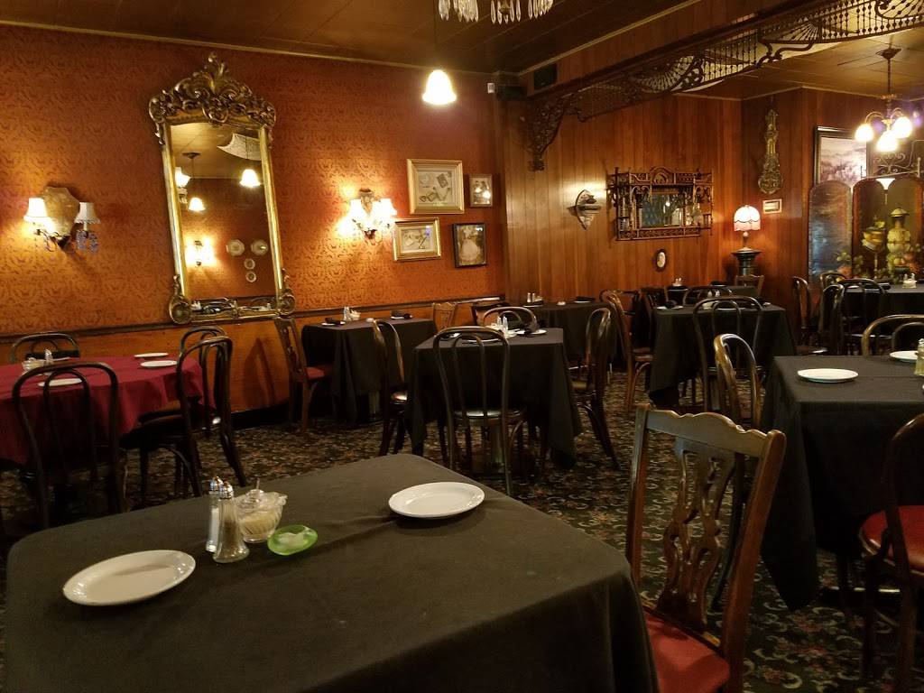 Guarinos Restaurant | restaurant | 12309 Mayfield Rd, Cleveland, OH 44106, USA | 2162313100 OR +1 216-231-3100