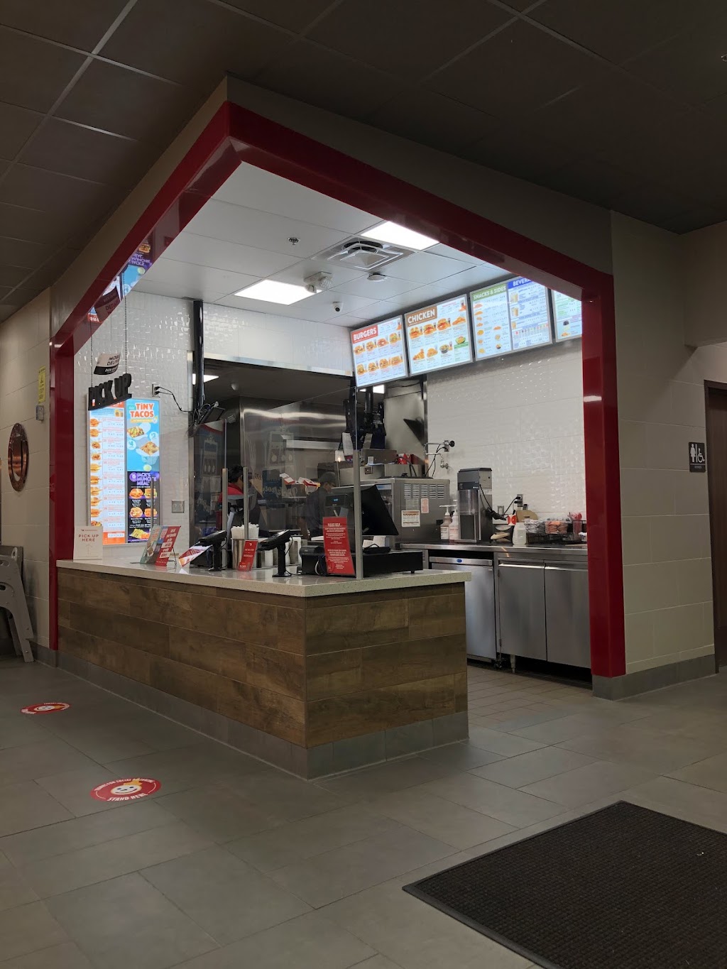 Jack in the Box | restaurant | 9113 E Guadalupe Rd, Mesa, AZ 85212, USA | 4806106105 OR +1 480-610-6105