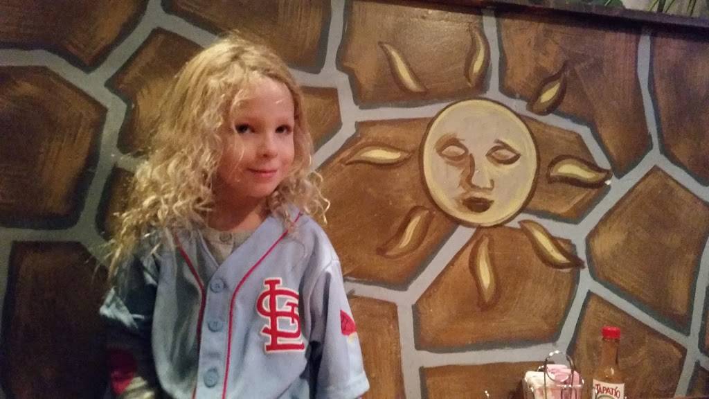 El Sol | restaurant | N Market St, Solon, IA 52333, USA | 3196242020 OR +1 319-624-2020