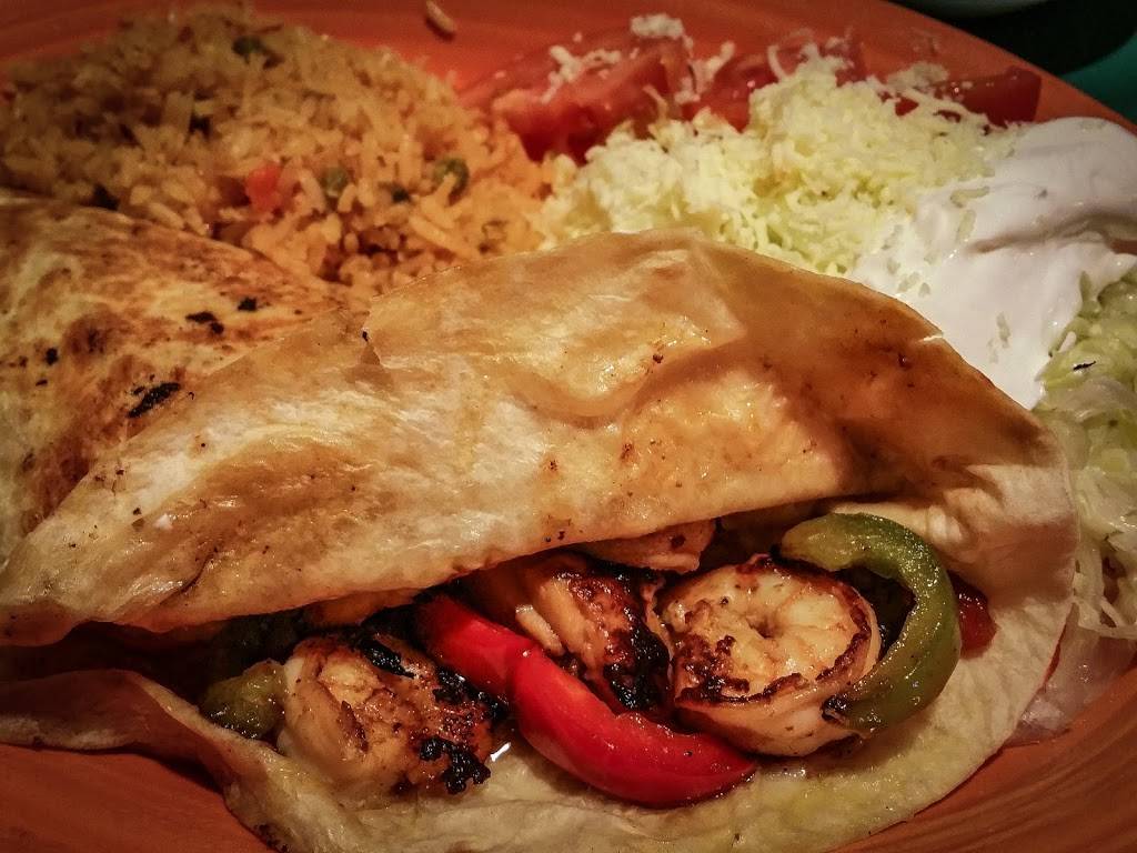 El Mercadito & Taqueria | restaurant | 3575 Maybank Hwy, Johns Island, SC 29455, USA | 8435597216 OR +1 843-559-7216