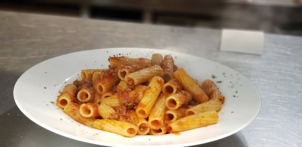 Classic Italian aroma | restaurant | 12774 Peel Regional Rd 50, Bolton, ON L7E 4G1, Canada | 9059513334 OR +1 905-951-3334