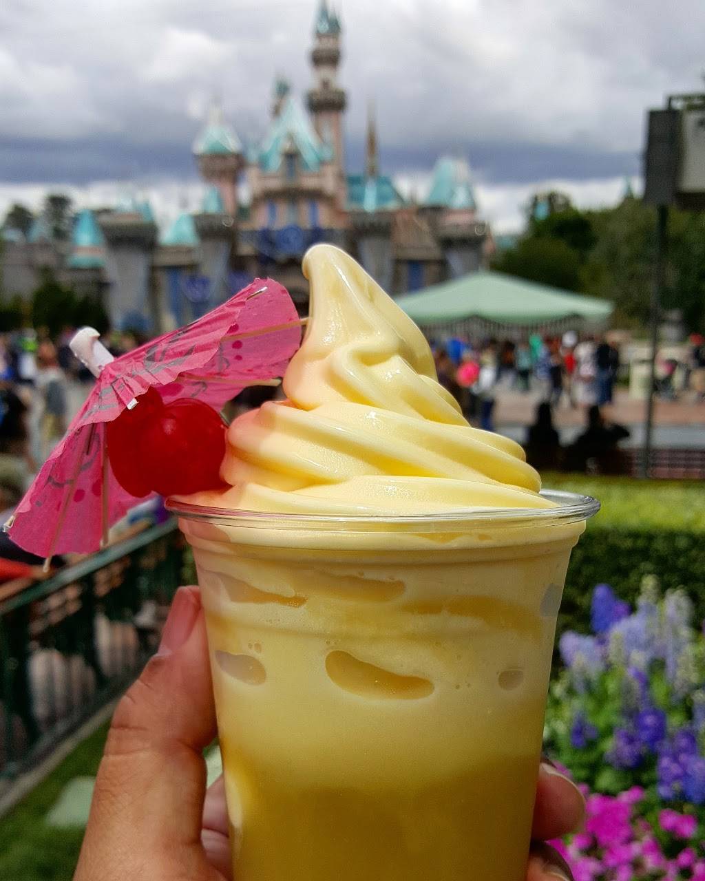 Tiki Juice Bar | meal takeaway | 1313 S Harbor Blvd, Anaheim, CA 92802, USA | 7147813463 OR +1 714-781-3463