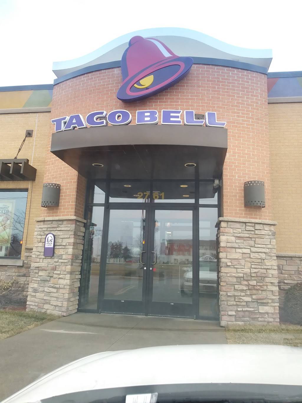 Taco Bell | meal takeaway | 2761 Mt Pleasant St, Burlington, IA 52601, USA | 3192095100 OR +1 319-209-5100