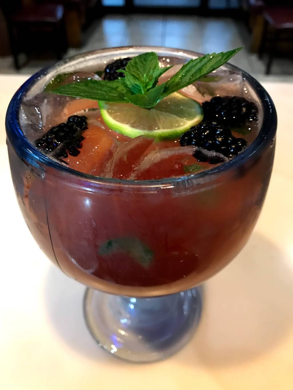 El Mezcal Mexican Restaurant | restaurant | 1819 W 23rd St, Lawrence, KS 66046, USA | 7858563444 OR +1 785-856-3444