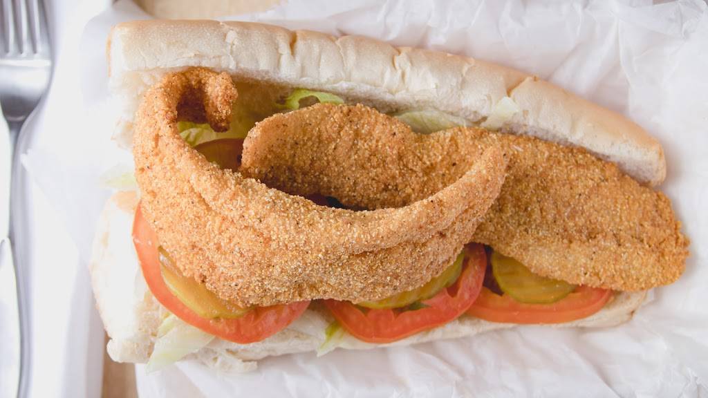 Frenchys Chicken | meal takeaway | 1110 S Victory Dr, Houston, TX 77088, USA | 8325982949 OR +1 832-598-2949