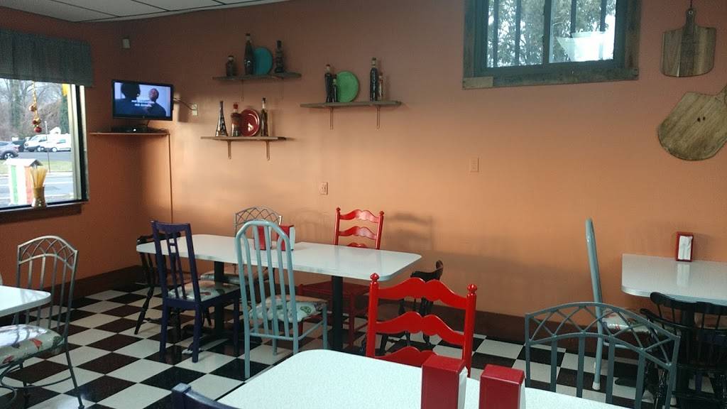 Mamma Giacominas | restaurant | 2611 Whitehorse Hamilton Square Rd, Trenton, NJ 08690, USA | 6092452525 OR +1 609-245-2525