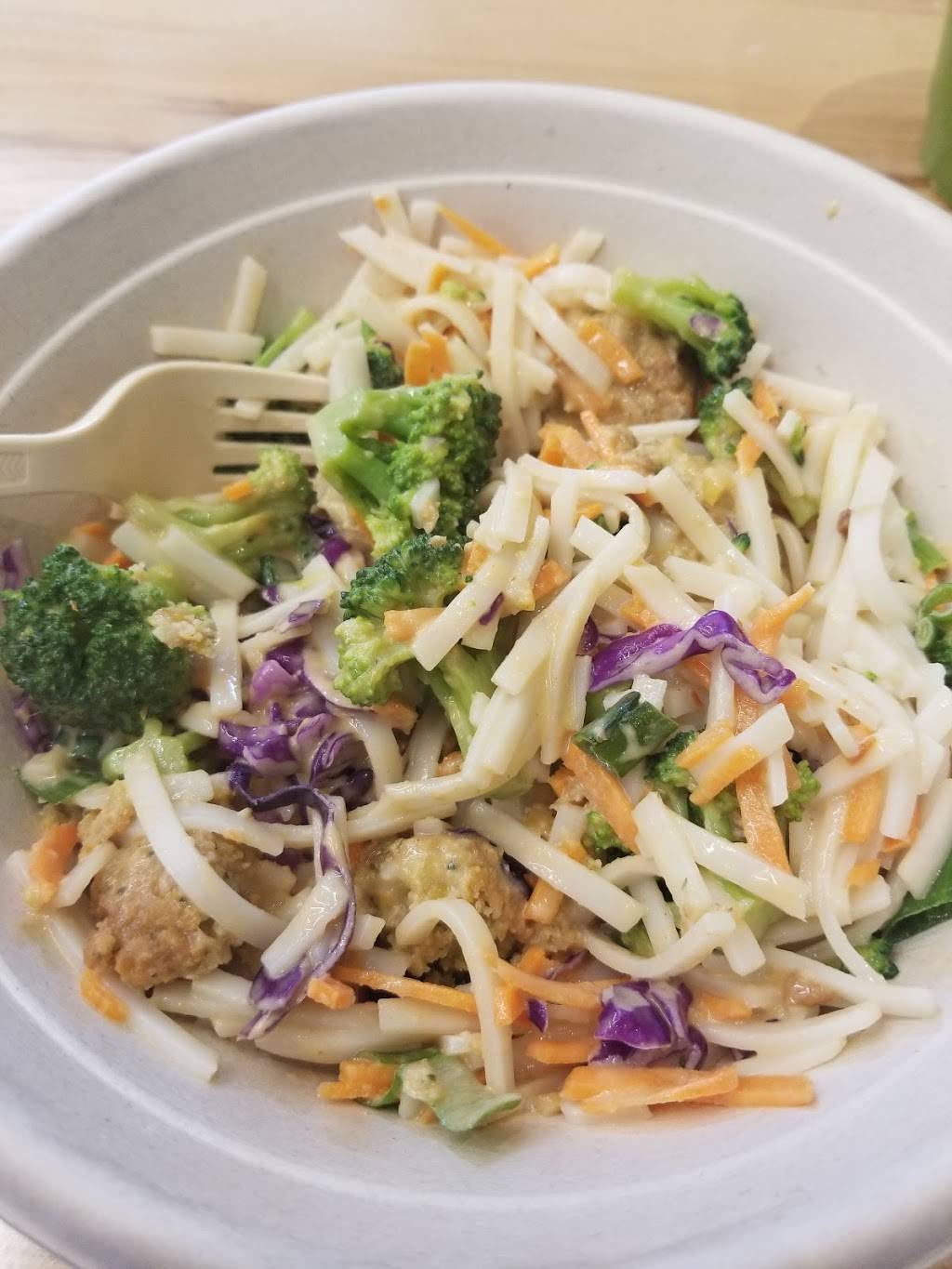 Freshii | restaurant | 4625 Piedmont Row Dr #115c, Charlotte, NC 28209, USA | 9802563613 OR +1 980-256-3613