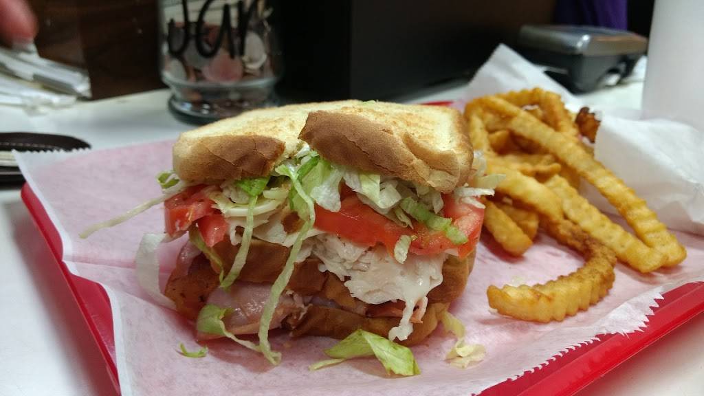 Tonys Hot Dogs | restaurant | 1922 Montgomery Hwy, Birmingham, AL 35244, USA | 2059883236 OR +1 205-988-3236