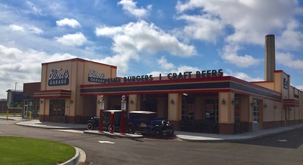 Fords Garage | restaurant | 21367 Michigan Ave, Dearborn, MI 48124, USA | 3137523673 OR +1 313-752-3673