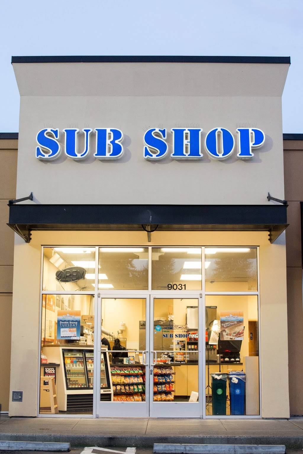 Subshop | meal takeaway | 9031 25th Ave SW, Seattle, WA 98126, USA | 2069321709 OR +1 206-932-1709