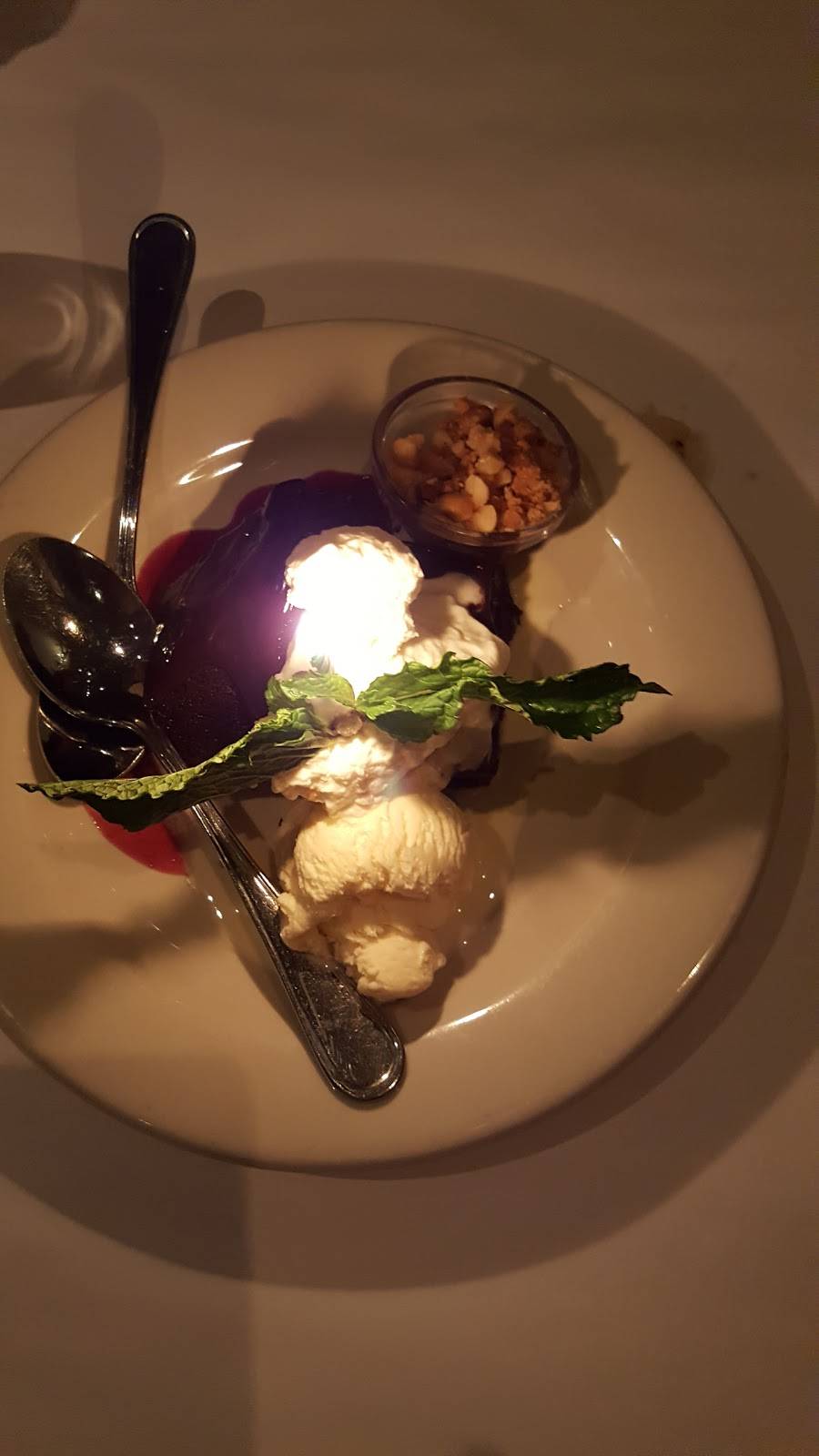 Bossa Bistro & Lounge | restaurant | 2463 18th St NW, Washington, DC 20009, USA | 2026670088 OR +1 202-667-0088