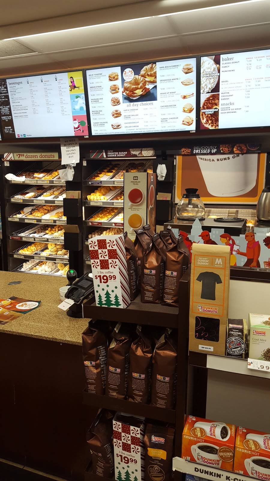 Dunkin | bakery | 4525 N Sterling Ave, Peoria, IL 61615, USA | 3096820272 OR +1 309-682-0272