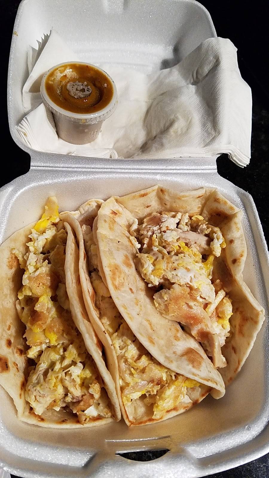 El Tacaso | restaurant | 10025 Harry Hines Blvd, Dallas, TX 75220, USA | 4693359055 OR +1 469-335-9055