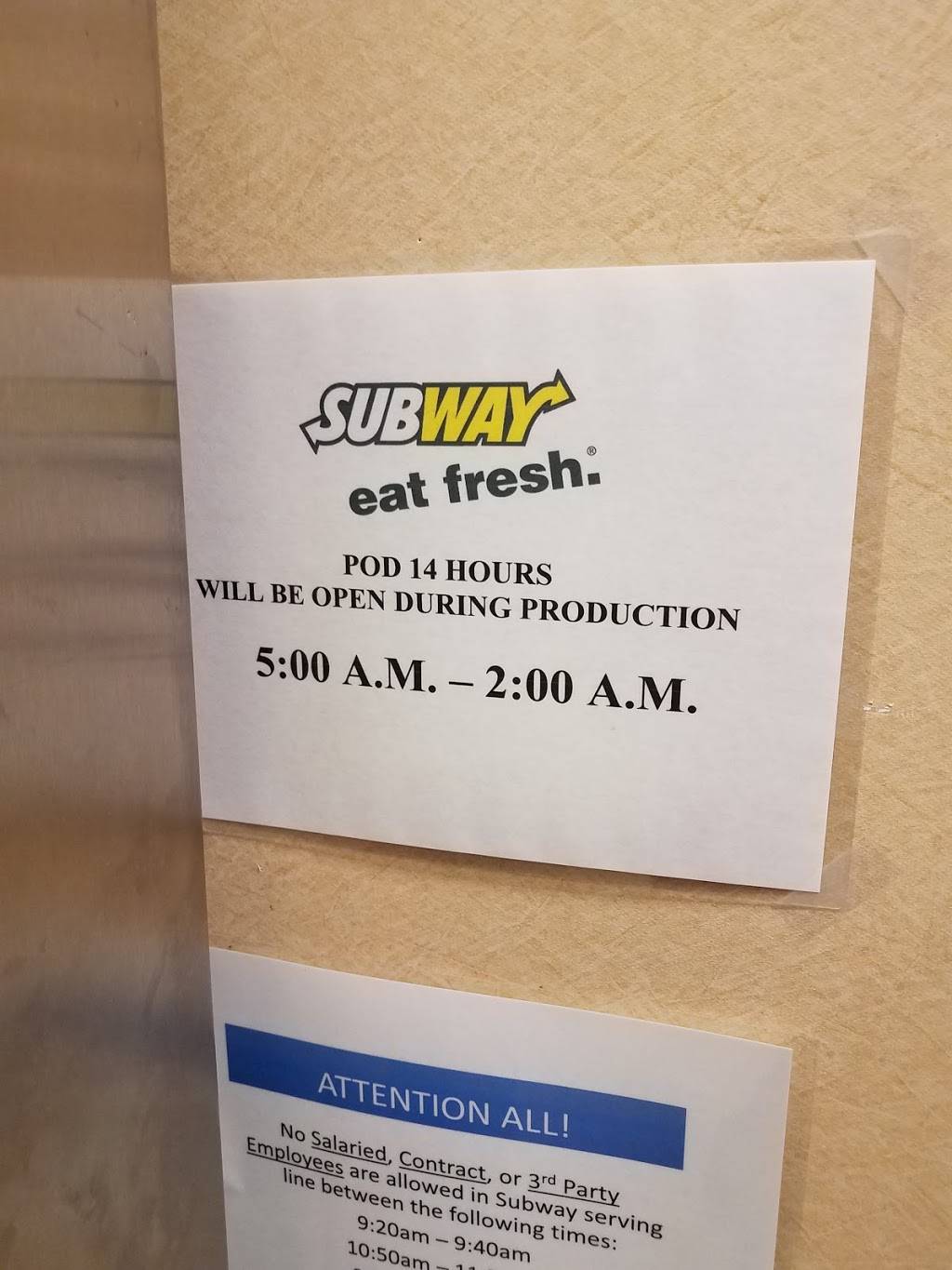 Subway | restaurant | 4400 Chrysler Dr, Toledo, OH 43608, USA | 4197272899 OR +1 419-727-2899