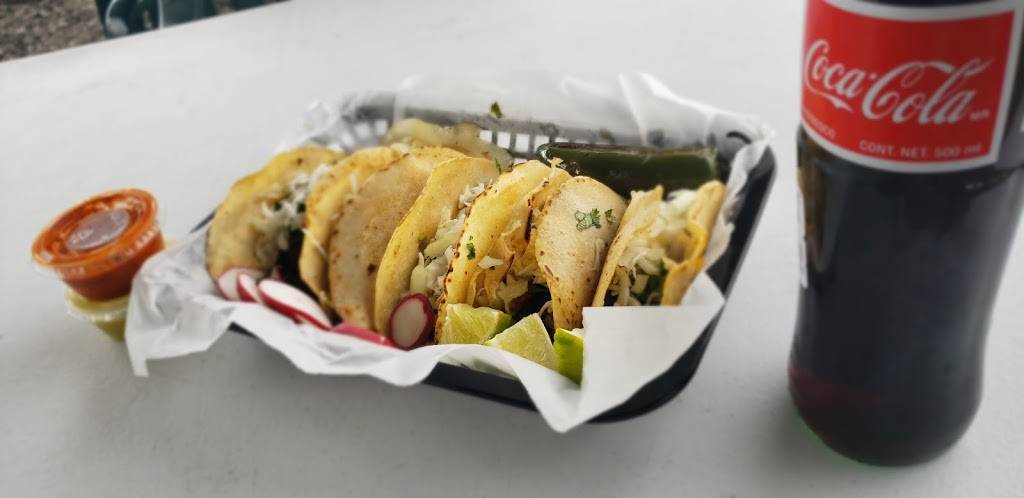 Taqueria Tres Hermanos | restaurant | 2500 E International Speedway Blvd, DeLand, FL 32724, USA | 3864699129 OR +1 386-469-9129