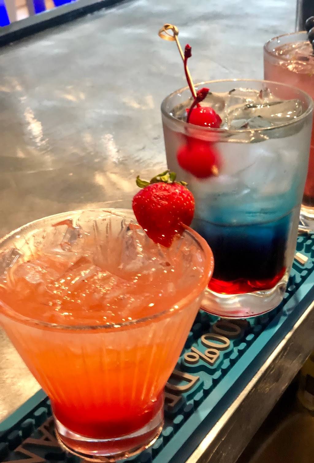 Markos Taverna | restaurant | 76 Wharf St, Salem, MA 01970, USA | 9785940191 OR +1 978-594-0191