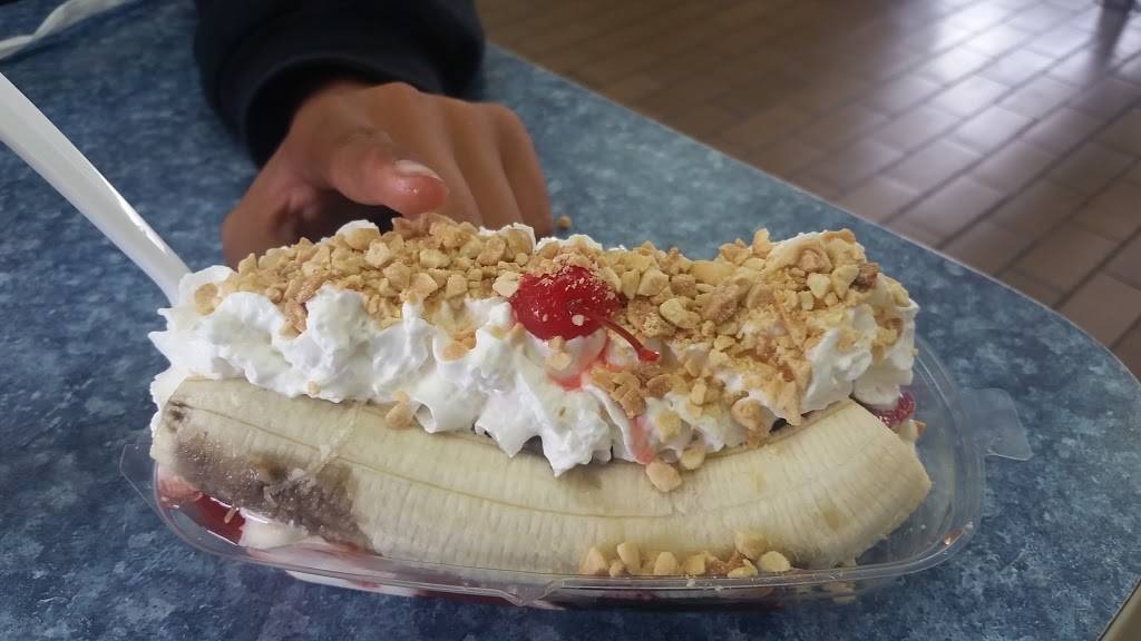 Wienerschnitzel | restaurant | 1212 N Azusa Ave, Covina, CA 91722, USA | 6269667900 OR +1 626-966-7900