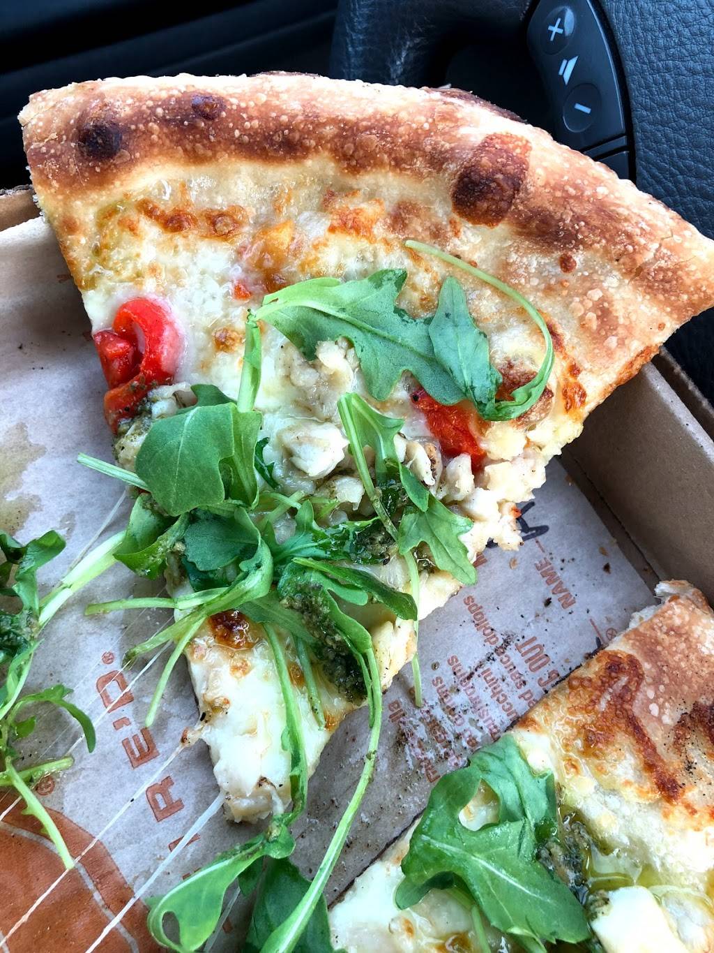 Blaze Pizza | meal takeaway | 5712 W Touhy Ave, Niles, IL 60714, USA | 8472649262 OR +1 847-264-9262