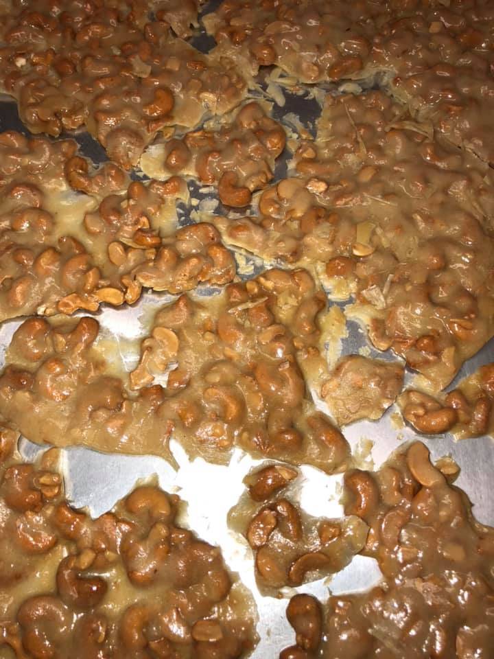 Furlongs Candies & Ice Cream | restaurant | 1355 Boston Providence Hwy, Norwood, MA 02062, USA | 7817624124 OR +1 781-762-4124