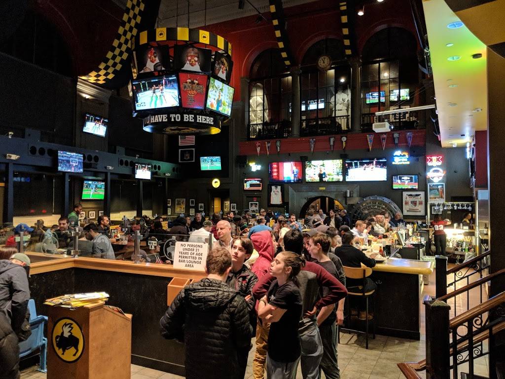 Buffalo Wild Wings | restaurant | 1 Mamaroneck Ave, White Plains, NY 10601, USA | 9143859453 OR +1 914-385-9453