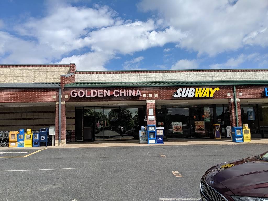 Subway | restaurant | 264 Turkeysag Trail, Palmyra, VA 22963, USA | 4345896882 OR +1 434-589-6882