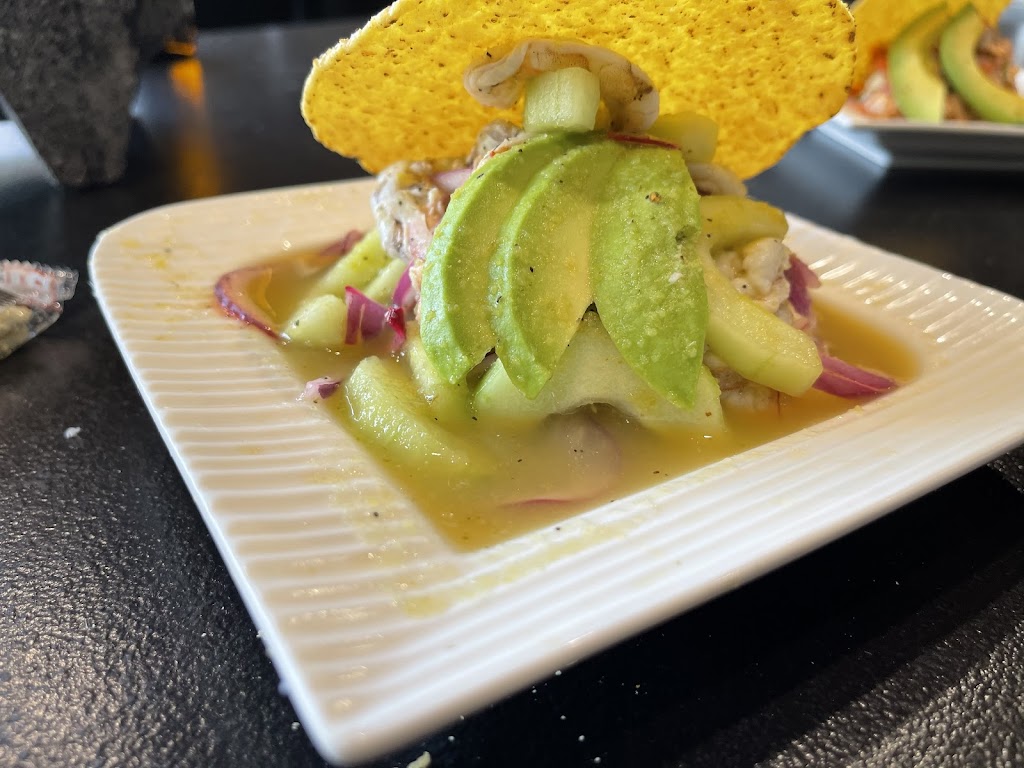 El Mazatleco Sushi & Mariscos | restaurant | 21414 Nordhoff St, Chatsworth, CA 91311, USA | 7472020793 OR +1 747-202-0793