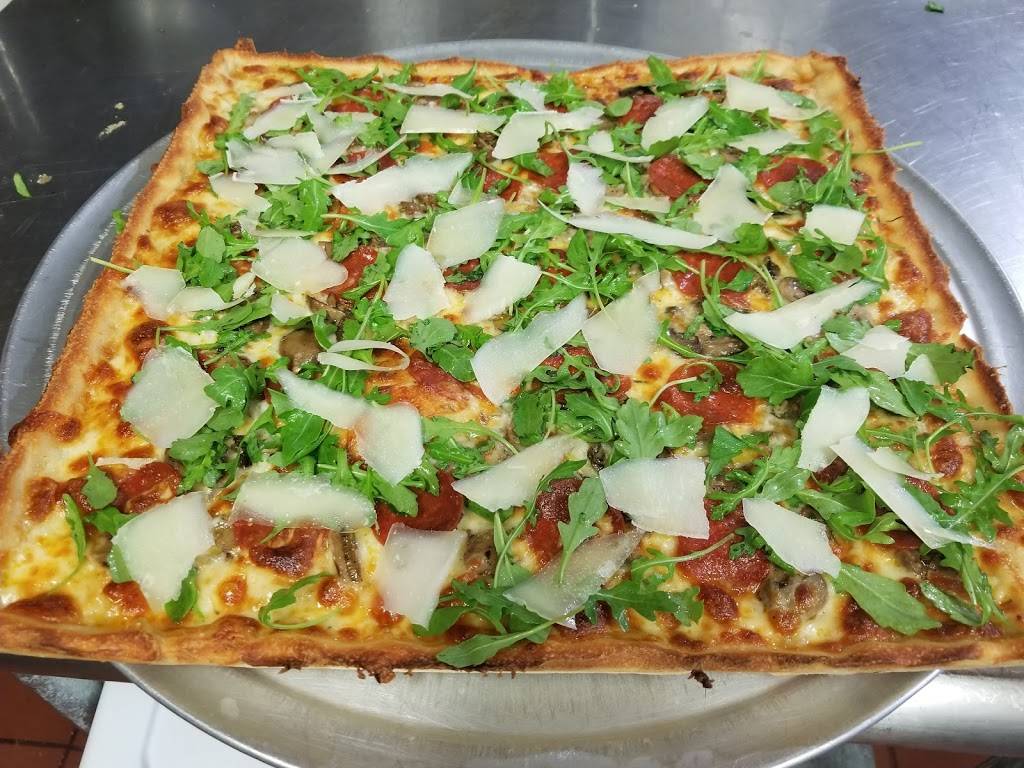 Centro Pizza Bar & Italian Kitchen | restaurant | 47-23 Vernon Blvd, Long Island City, NY 11101, USA | 7183611965 OR +1 718-361-1965