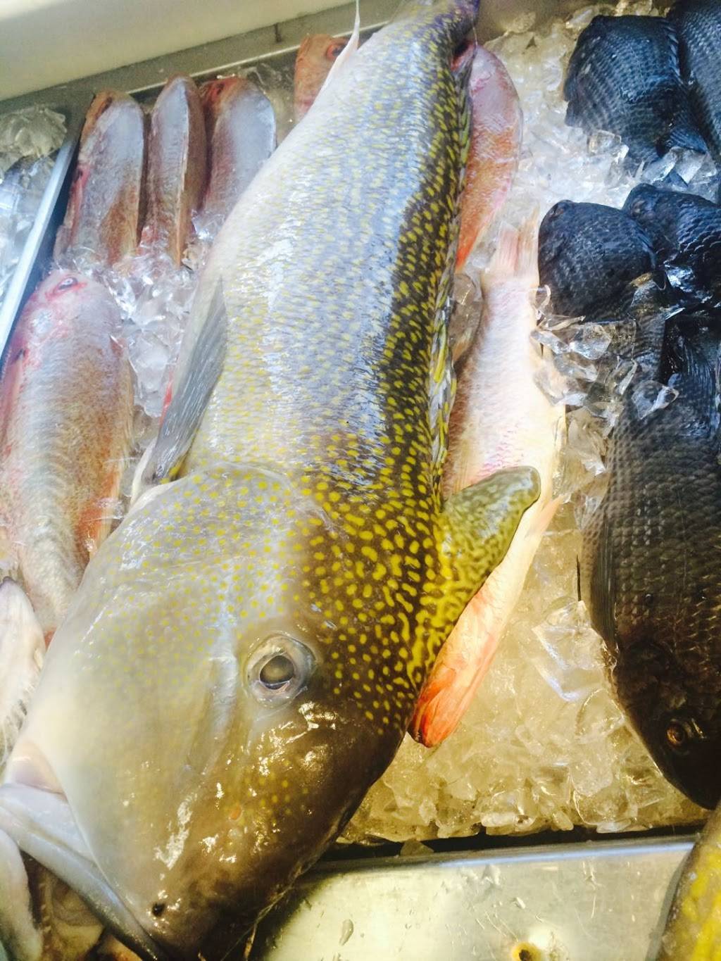 SEAFOOD King Fish Market Inc. | restaurant | 3903 Broadway, New York, NY 10032, USA | 2127812688 OR +1 212-781-2688