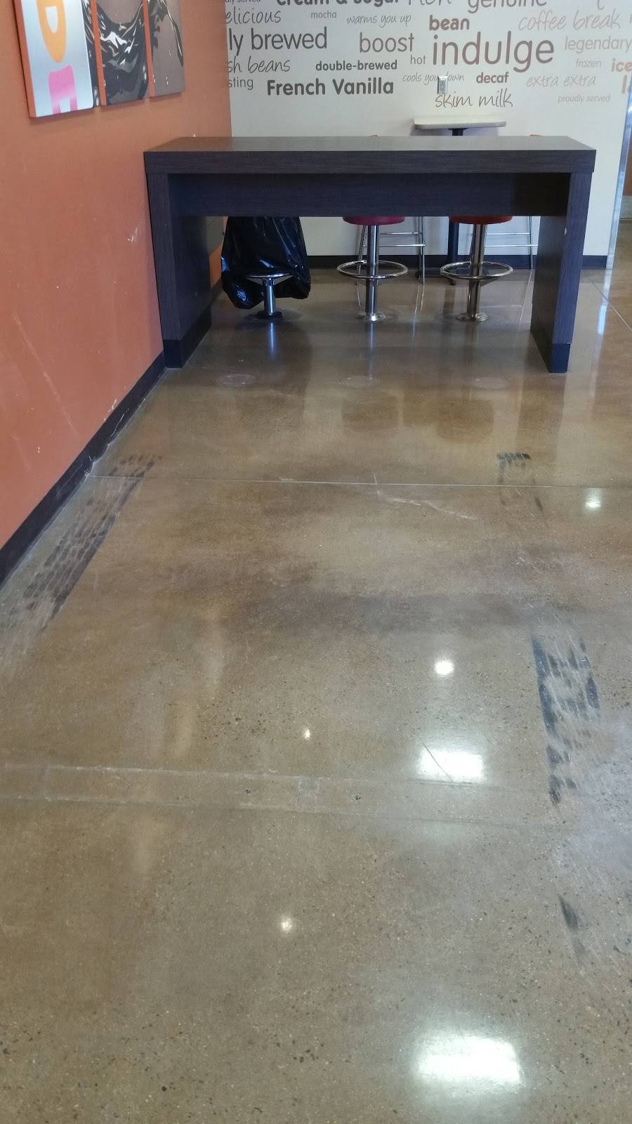 Dunkin | bakery | 4953 US-19E, Hampton, TN 37658, USA | 4237252621 OR +1 423-725-2621