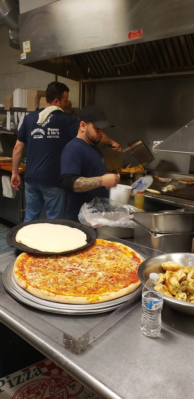 Mannys Pizzeria Inc | restaurant | 426 N High St, Millville, NJ 08332, USA | 8563275081 OR +1 856-327-5081