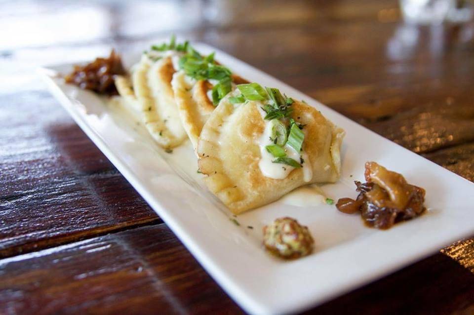 Sandy Point Beach House | restaurant | 7175 Lake Shore Dr, West Olive, MI 49460, USA | 6167968210 OR +1 616-796-8210