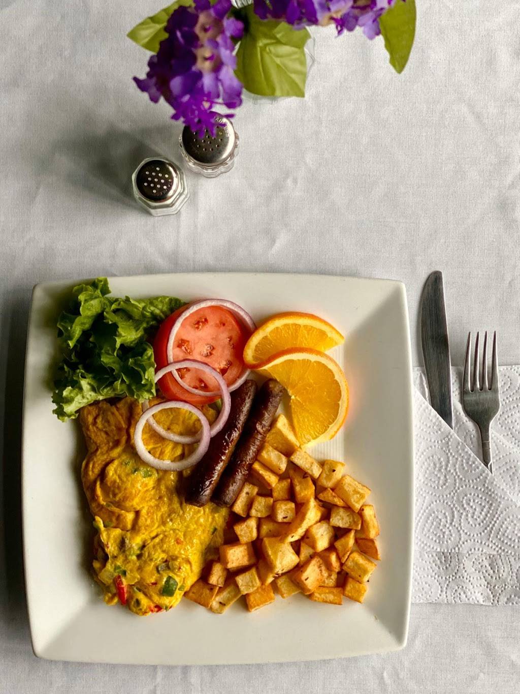 HILLS PLACE RESTAURANT BAR AND LOUNGE | restaurant | 2112 Flatbush Ave, Brooklyn, NY 11234, USA | 7189424535 OR +1 718-942-4535