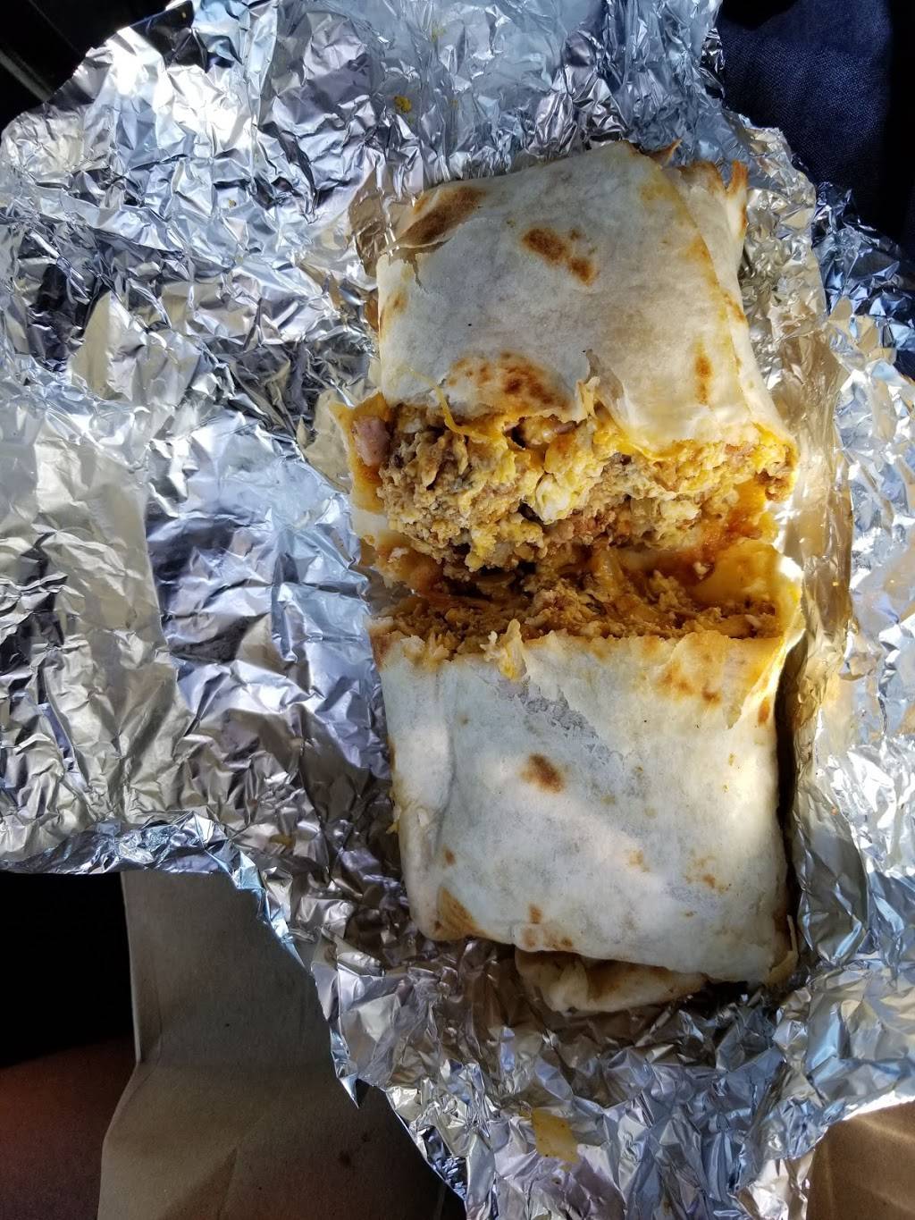 Cheps pizza and burgers | restaurant | 615 N Avenue G, Clifton, TX 76634, USA | 2546754000 OR +1 254-675-4000