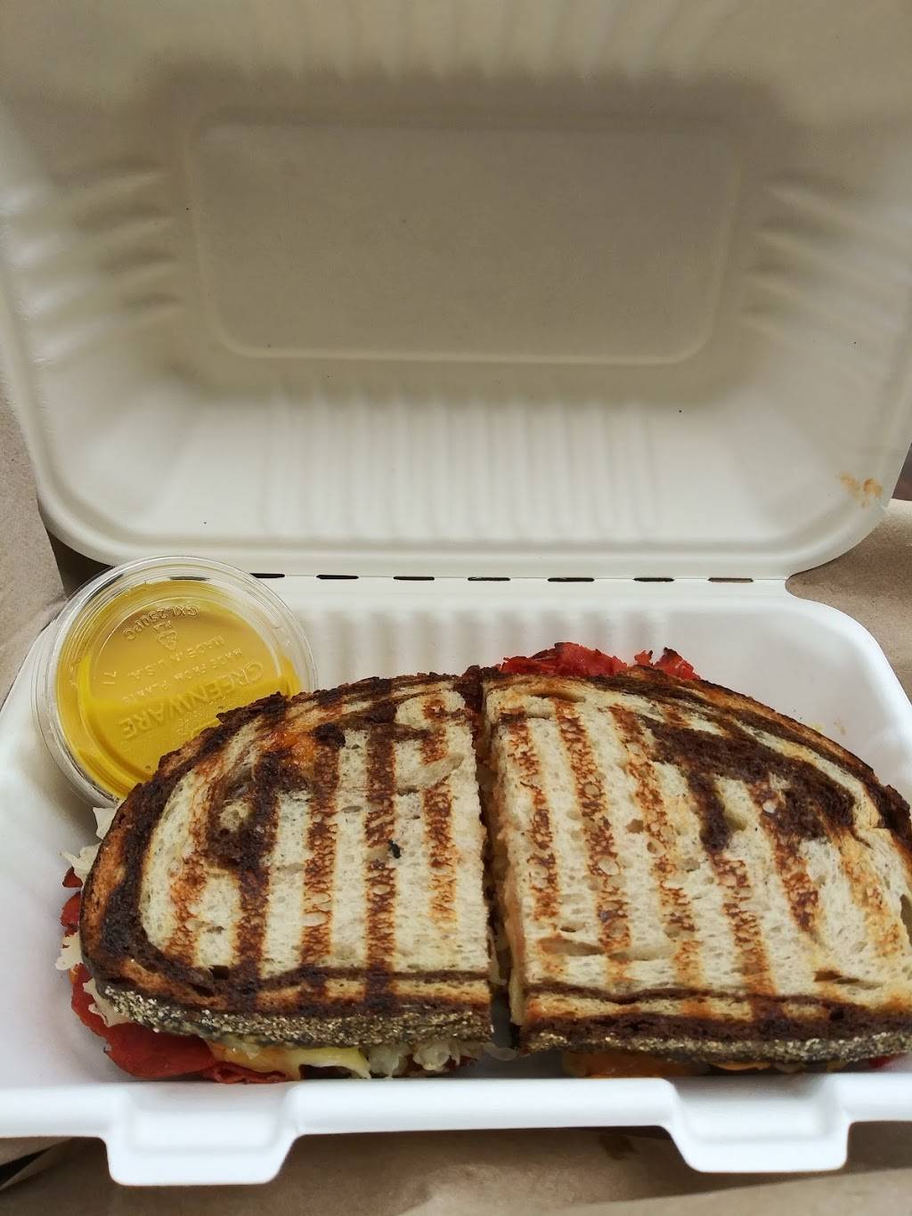 Vedge Cafe | restaurant | 205 N Main St, Ann Arbor, MI 48104, USA | 7349294485 OR +1 734-929-4485