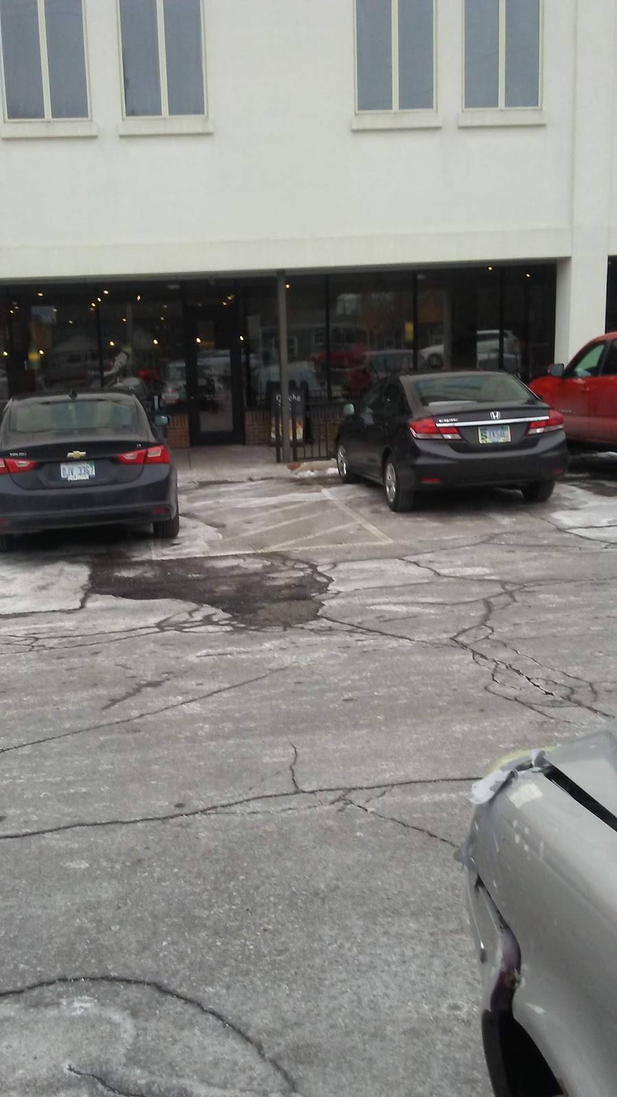 Brookfield Plaza | shopping mall | 1331 E Grand River Ave, East Lansing, MI 48823, USA | 5173323000 OR +1 517-332-3000